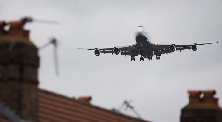 Familia de musulmanes a quienes les prohibieron subir a un avión hacia EE.UU:: "Nos 'trumpearon'"