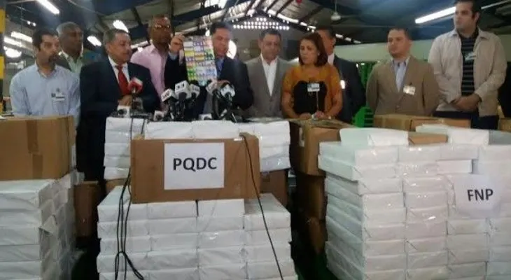 JCE entrega boletas educativas a los partidos