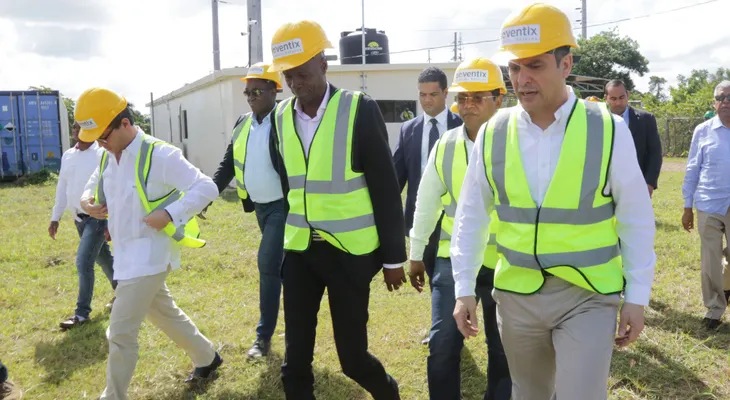 Presidente electo de Haití recorre Punta Catalina y otros proyectos energéticos