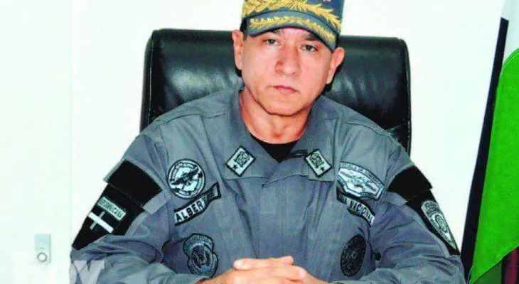 General Then llama a denunciar agentes extorsionistas 