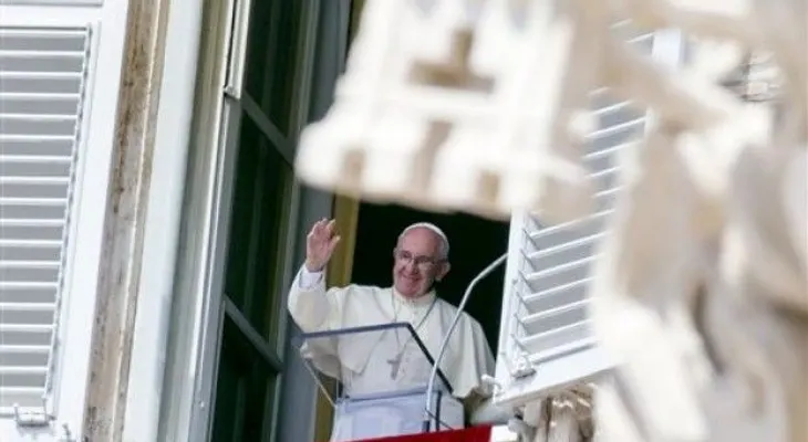 El papa Francisco cumple 79 años, entre críticas y elogios