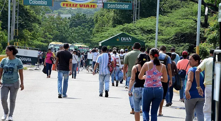 Colombia regulará la situación de más de 150.000 venezolanos que han llegado al país