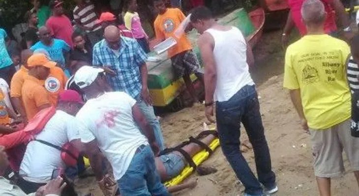 Sigue búsqueda de cuatro de nueve náufragos en Bahía de Samaná