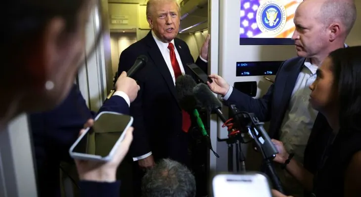 El grupo de prensa de la Casa Blanca: qué es y por qué enfrenta amenazas
