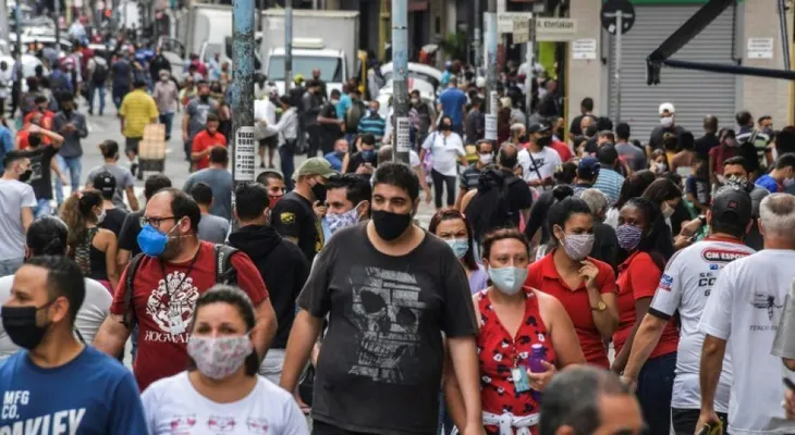 América pasa de 500.000 muertos por COVID con expectativas mixtas de mejoría