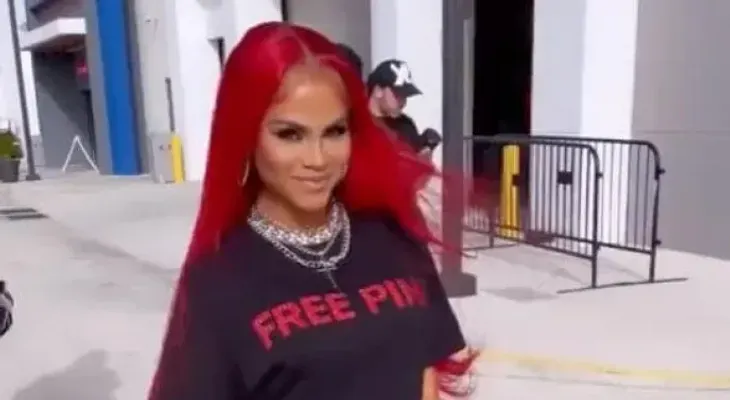 Natti Natasha estrena nuevo color de su cabello para seguir con plan "Free Pina"