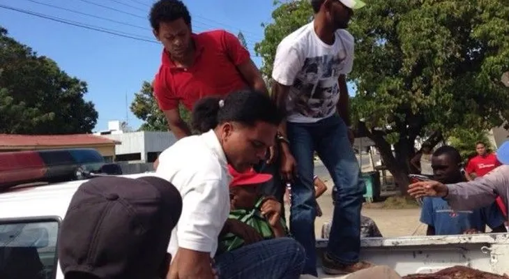 4 presuntos cuatreros detenidos con vaca picada dentro de jeepeta 