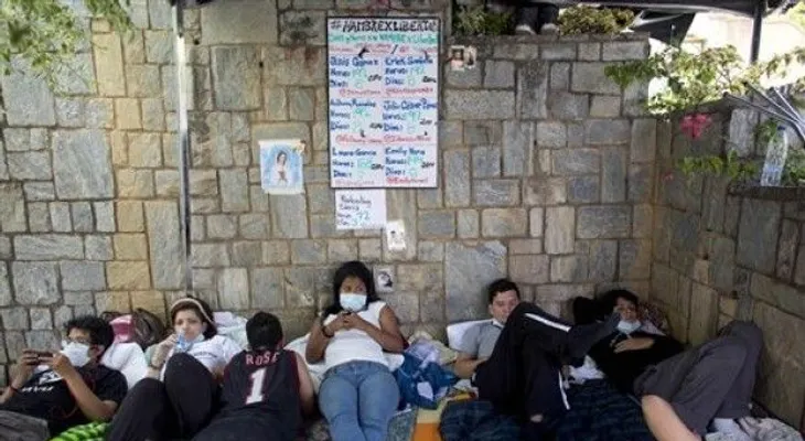 Ayuno de opositores presos alienta a oposición en Venezuela 