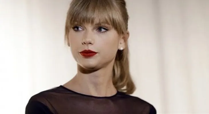 Taylor Swift critica la prueba de Apple Music por no pagar a artistas