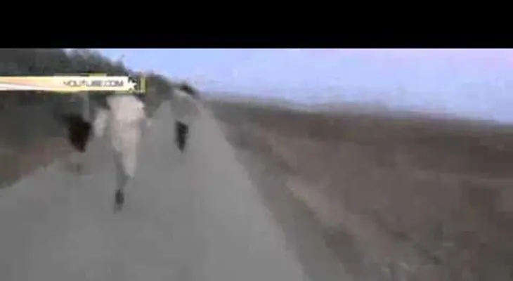 Graban a supuestos yihadistas del EI huyendo de una ofensiva del Ejército sirio (VIDEO)