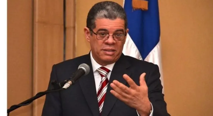 Ministro de Educación lamenta fallecimiento de la socióloga Magaly Pineda