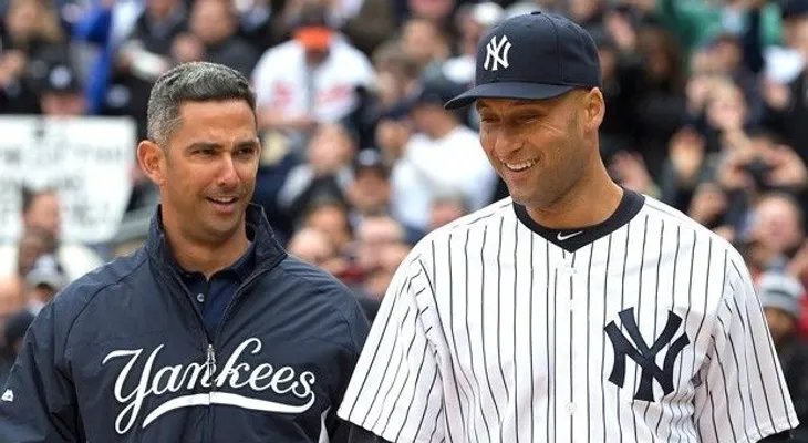 Libro dice Jeter y Posada tuvieron relaciones en el sauna del clubhouse de los Yankis