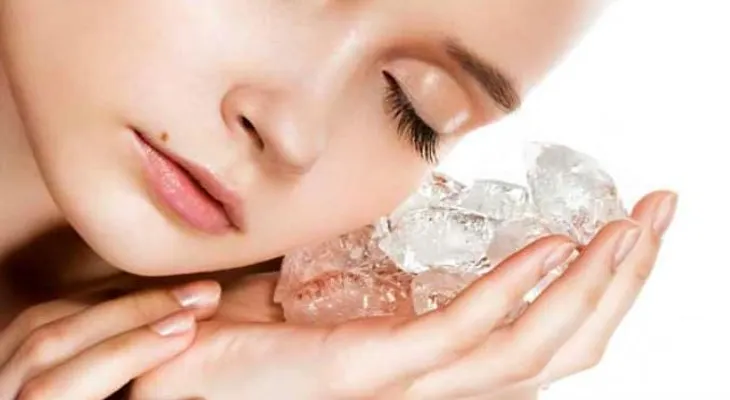 Hielo en tu rutina de belleza