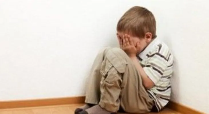  Entorno familiar y acoso escolar influyen en depresión infantil, dice experto 
