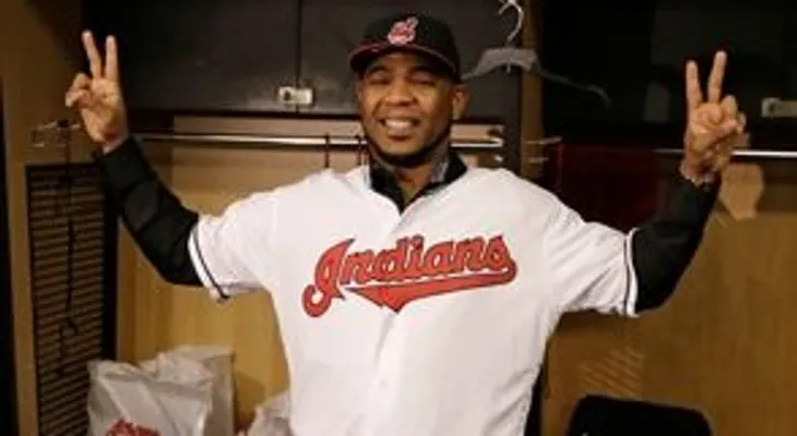 Los Indios oficializan su pacto de tres años con Edwin Encarnación