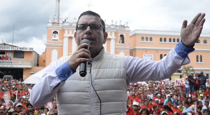 Manuel Baldizón se va de la contienda presidencial Guatemalteca y del Partido LIDER