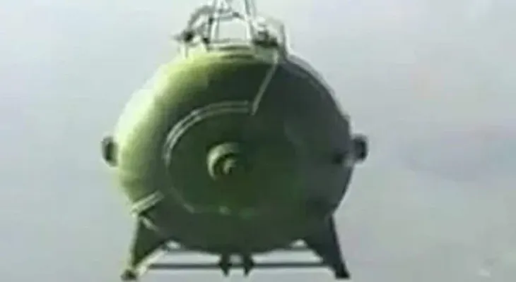 Rusia advierte a EEUU que tiene al "padre de todas las bombas"