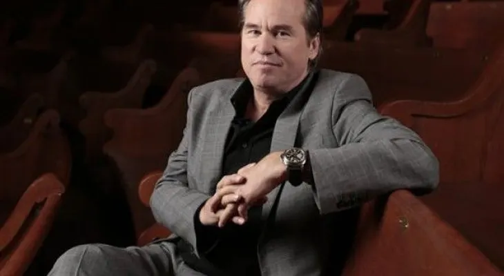 Val Kilmer espera resultados médicos, pero dice que no tiene un tumor 