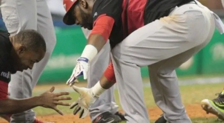 Escogido coloca al Licey al borde del precipicio; lo vence 7-6 