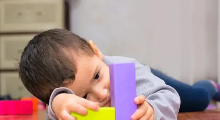 "MyRot", el primer "árbol robot" que ayuda a menores con autismo
