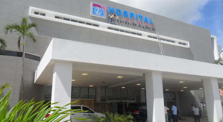 Castaño Guzmán resalta calidad del Hospital Reynaldo Almánzar