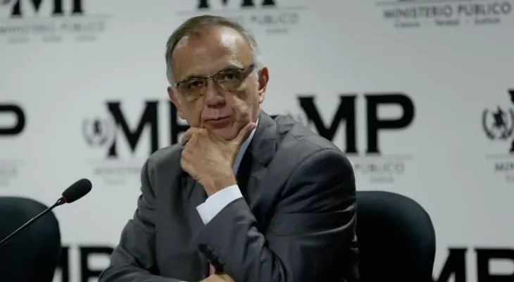 Gobierno de Guatemala prohíbe entrada al país de Iván Velásquez