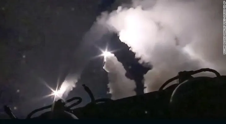Misiles lanzados por Rusia contra blancos en Siria se estrellan en Irán