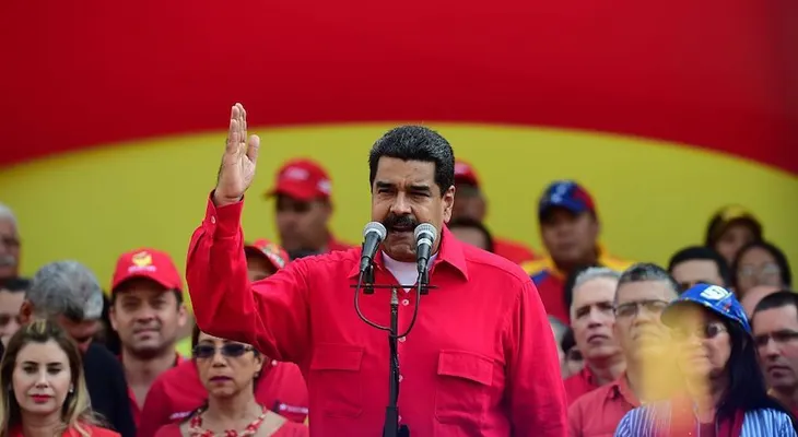 En medio de las protestas, Maduro anuncia incremento del 50% al salario mínimo