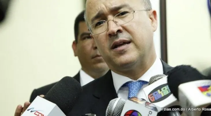 25% de aumento a salarios de fiscales en 2015