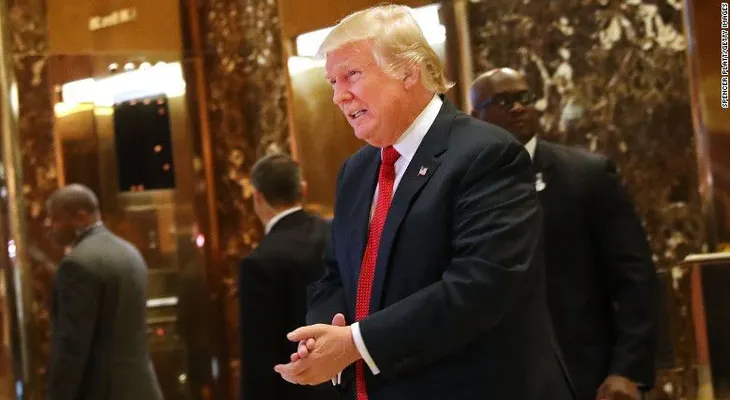 Donald Trump anuncia que disolverá su fundación