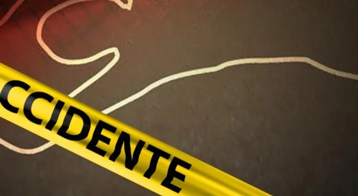 Muere motociclista al chocar carroza en caravana del Licey