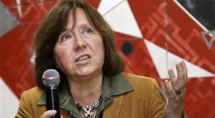 Escritora bielorrusa Svetlana Alexievich gana Nobel de literatura