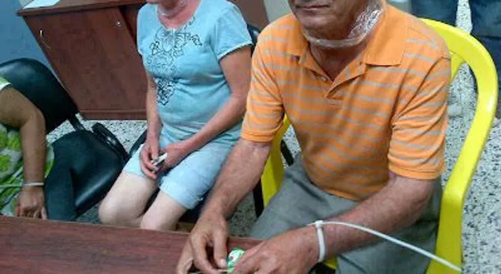 Recuperan un vehículo y otros artículos robados a una familia de Santiago