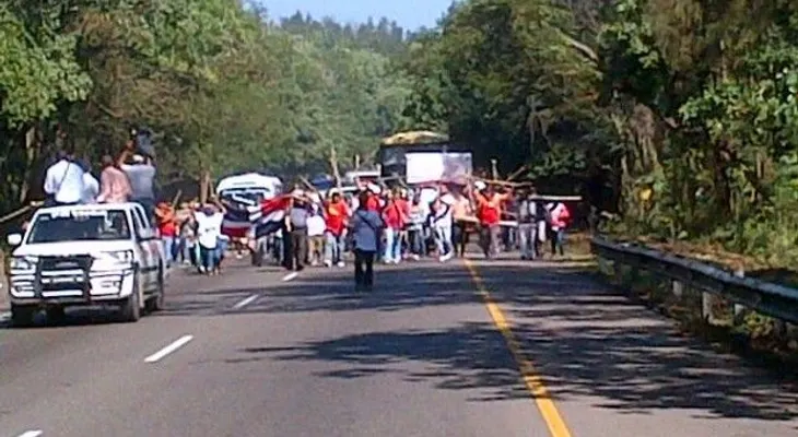 Marchan contra el trabajo infantil, en Santiago