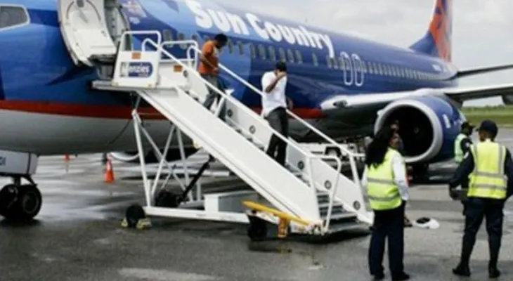 Procuraduría recibe repatriados y les promete reinserción social
