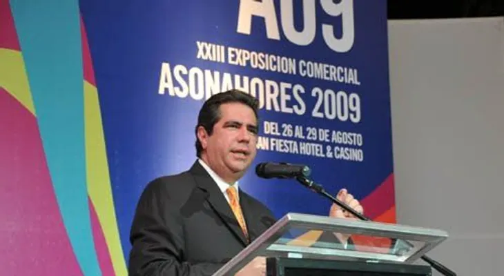  Delegación Vietnam expresa a Ministro García interés en fortalecer turismo con la RD 