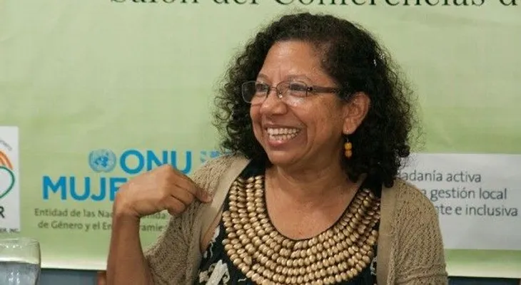 CE-Mujer realiza encuentro con autoridades Ayuntamiento SDN