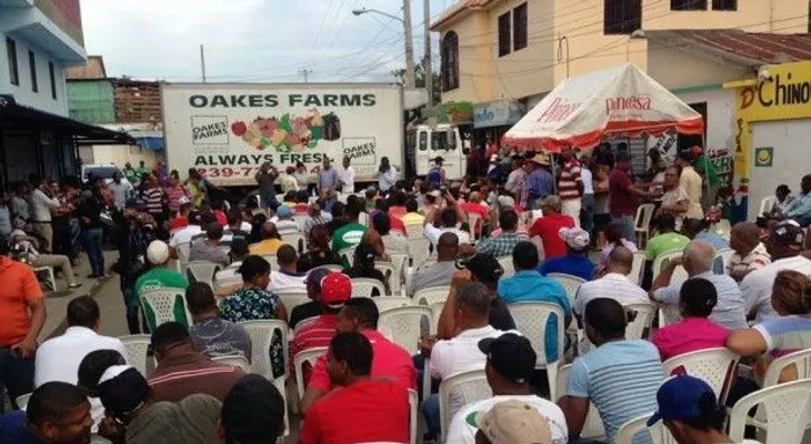 Comerciantes dicen mantendrán bloqueo por veda de Haití