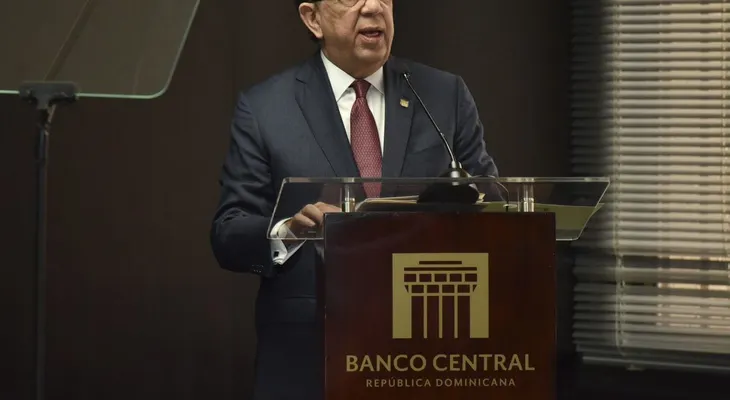 Abinader dejará a Valdez Albizu en el Banco Central