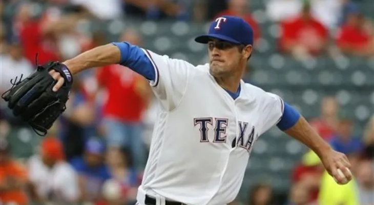 Hamels llega a 10 victorias seguidas; Rangers ganan