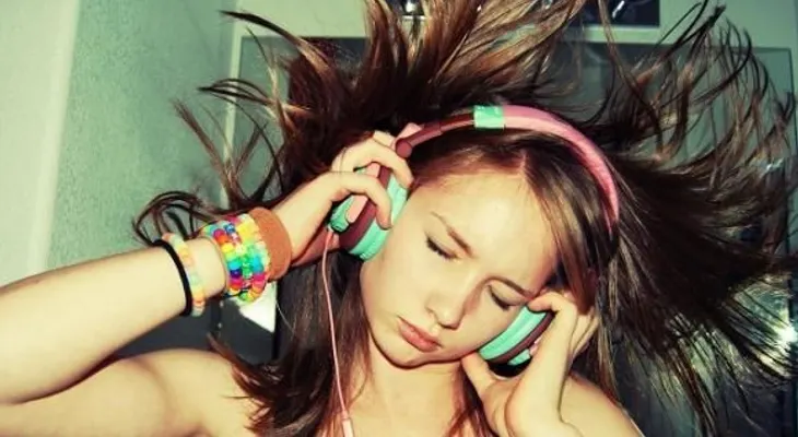 Jóvenes que escuchan reggaeton son menos inteligentes, según estudio