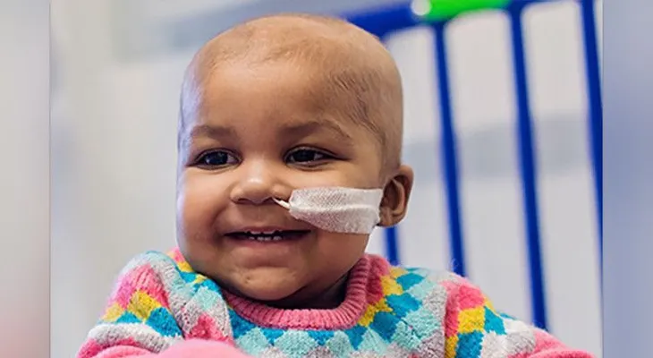 Un tratamiento inédito cura la leucemia aguda de una niña