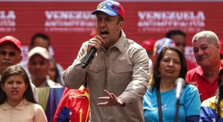 Chavismo convoca "marcha histórica" el mismo día que la oposición protestará