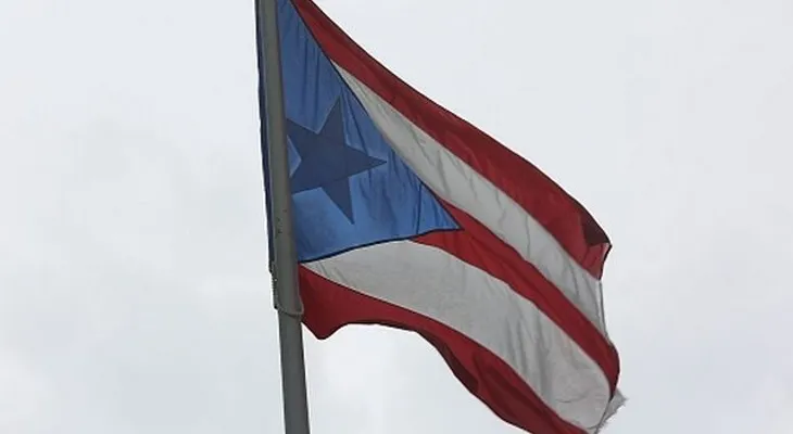 Demócratas presentan medida para salvar a Puerto Rico de abismo fiscal