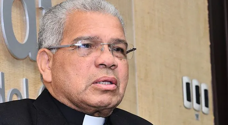 Monseñor Ozoria: en RD es difícil combatir la corrupción porque el PLD controla todos los Poderes