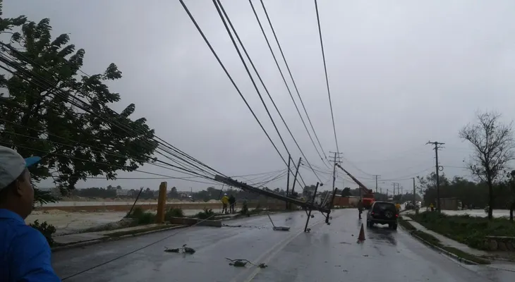 CDEEE reporta zonas del Este y Norte con averías por efectos de huracán María