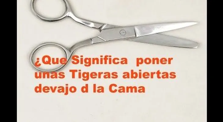 La técnica muy antigua de colocar una tijera debajo del colchón
