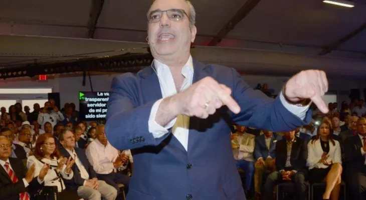 Abinader: Sermón Siete Palabras expresa la gran necesidad de cambios que necesita el país