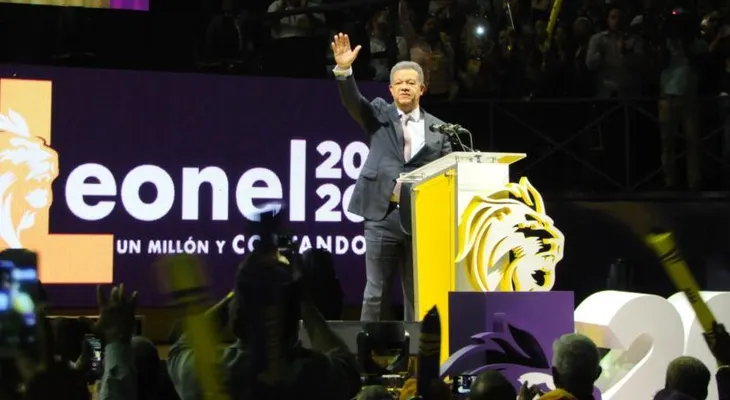  Leonel da contundente demostración de fuerza en el PLD;  anuncia candidatura para 2020 