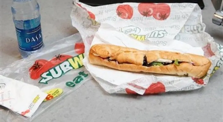 Subway elimina ingredientes artificiales de sus emparedados 